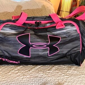 Under Armour Women's Black and Pink Duffel Bag